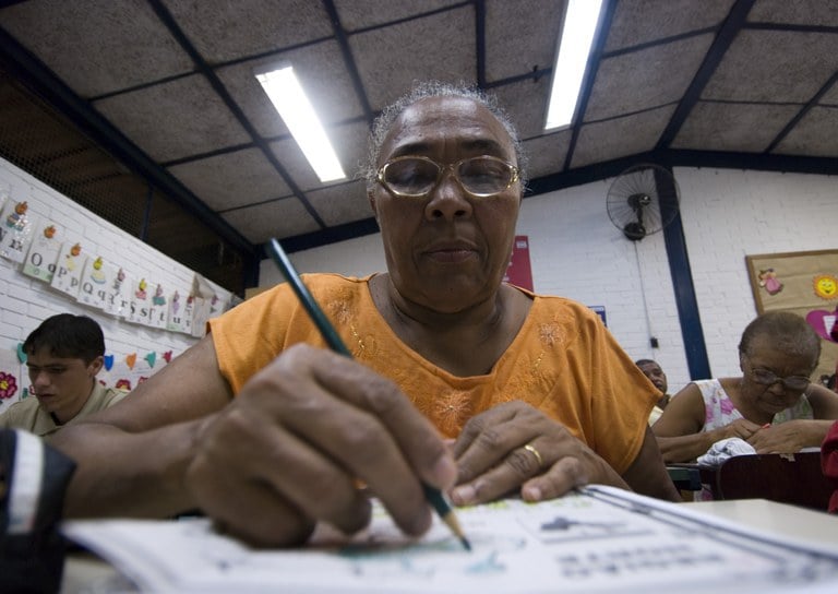 Programa oferece 900 mil vagas para educação