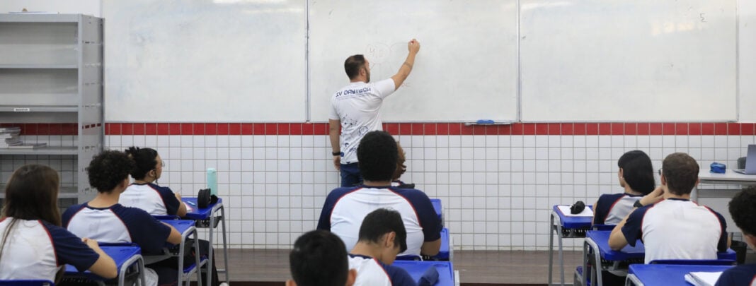 Escola. Professor. Educação. Foto: Carmem Felix