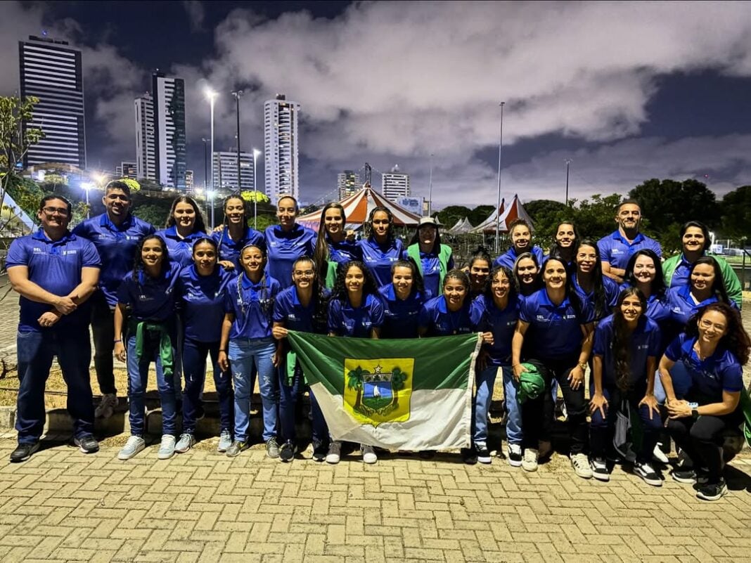 snapins-ai_3758520857347037636 A delegação do RN embarcou na noite desta terça-feira (4), para Maceió. A competição reúne equipes das nove regiões do Nordeste. Foto: Divulgação/SEL-RN