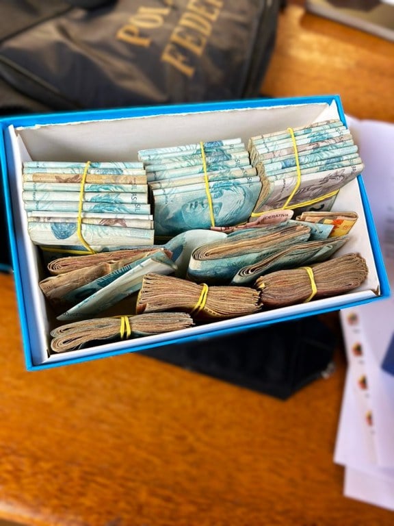 Balanço da PF confirma apreensão de R$ 219 mil em investigação de contratos da saúde em Mossoró 2