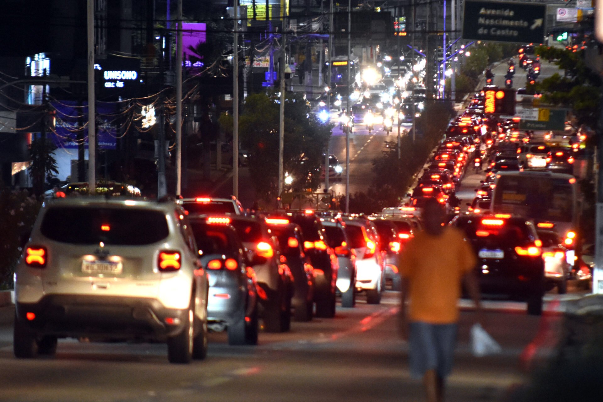 Natal vai dar mais fluidez ao trânsito com novos semáforos inteligentes