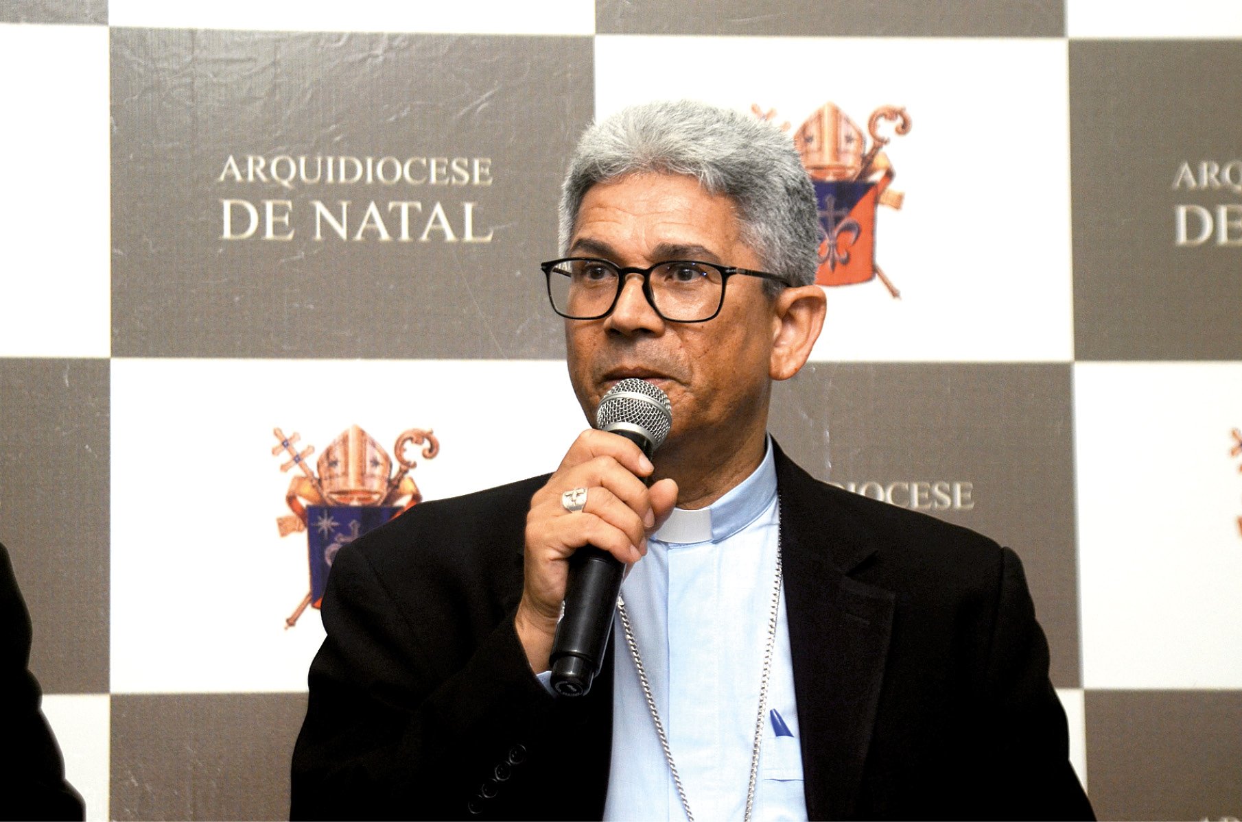 VIA CRUCIS EN NATAL: FE Y REFLEXIÓN