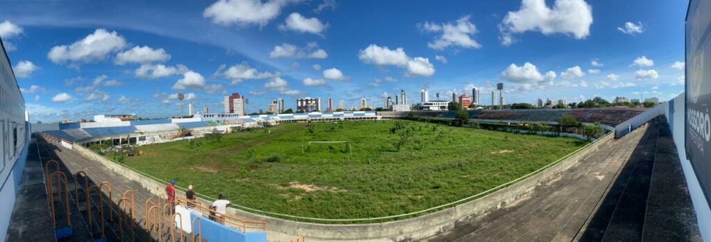 Atual estado do gramado do Estádio Nogueirão, que começou a ser removido. Foto: Cedida/Avante Potiguar