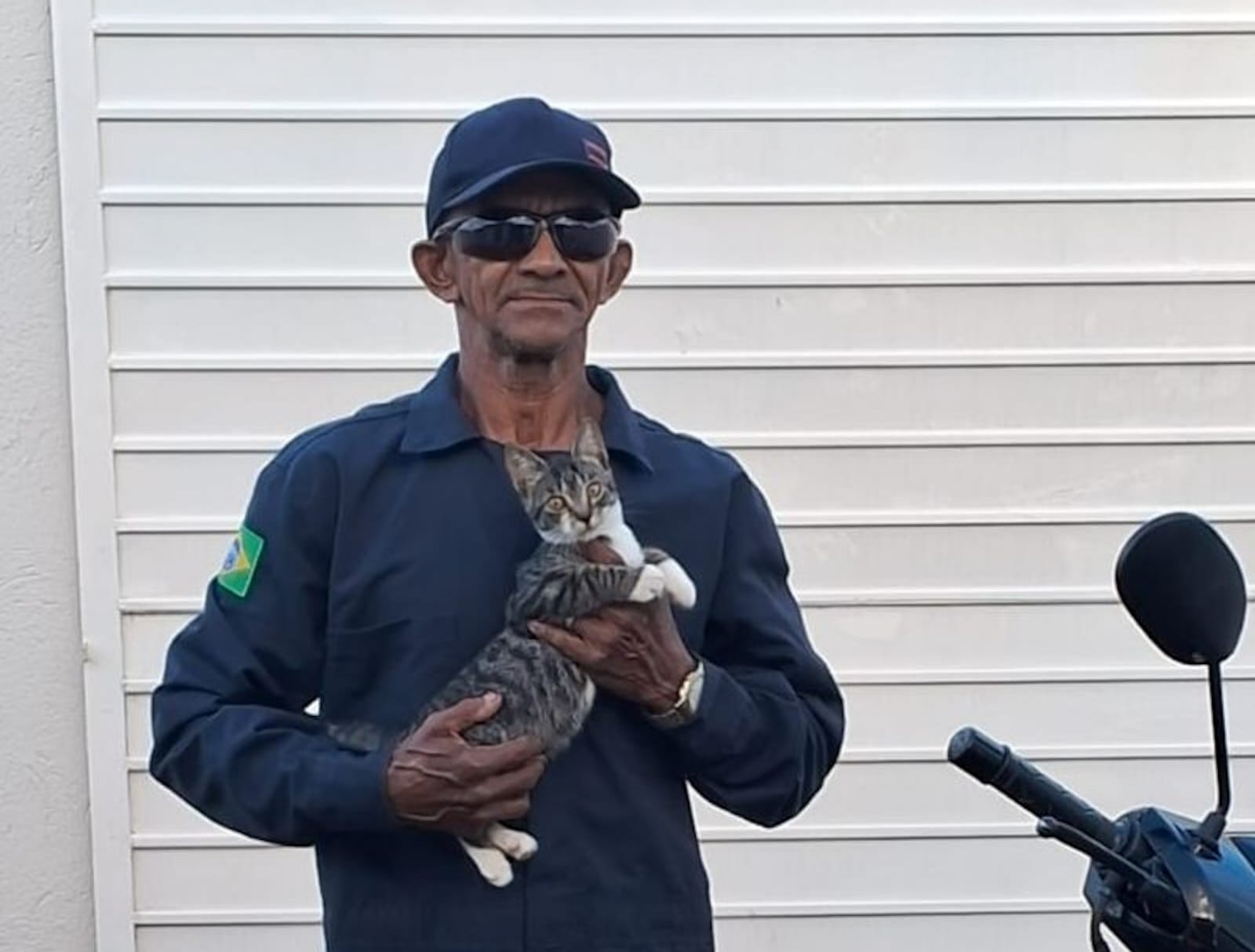 Familiares protestam após morte de trabalhador em ataque de pitbull: ‘Força para lutar pela justiça’