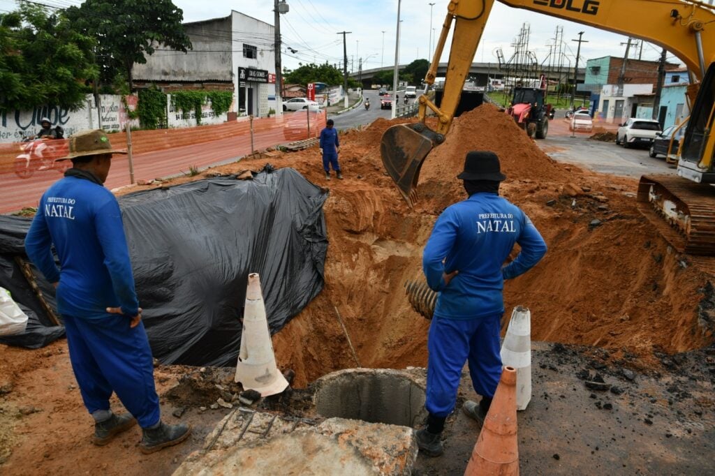 A obra está sendo realizada pela Secretaria Municipal de Infraestrutura. Foto: Magnus Nascimento