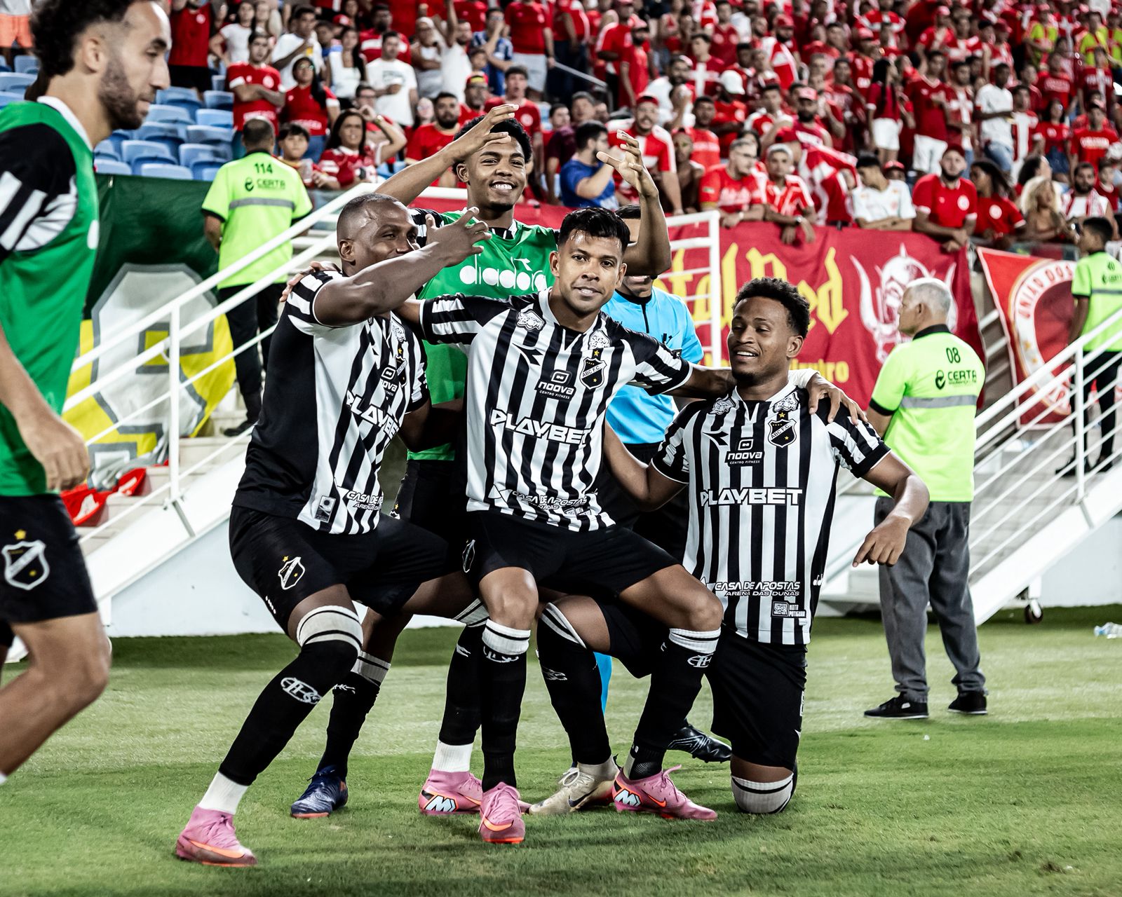 Estrela de Wallyson brilha novamente e o ABC bate o América na Arena das Dunas
