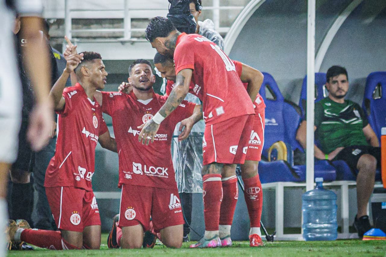 América vence Central e assume liderança provisória do grupo na Série D