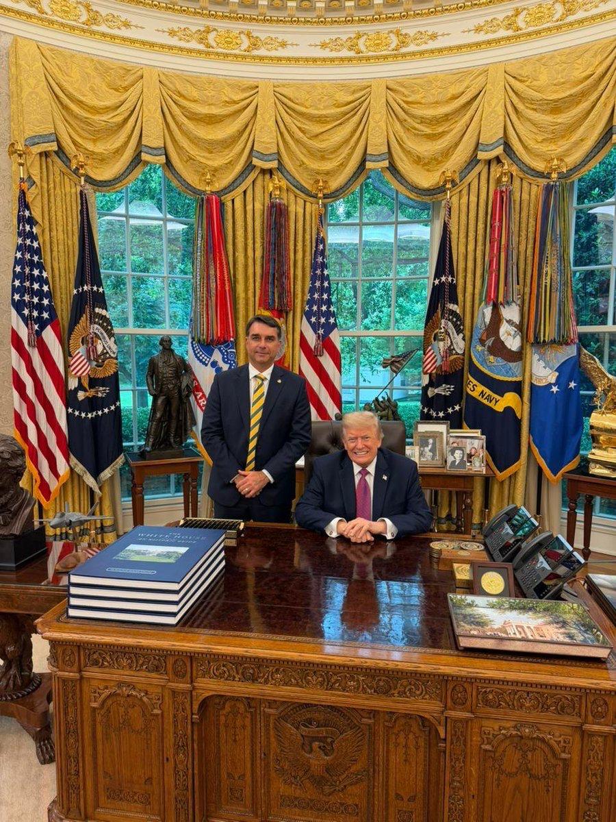 Flávio divulga encontro e afirma que solicitou a Trump que enquadre facções como terroristas