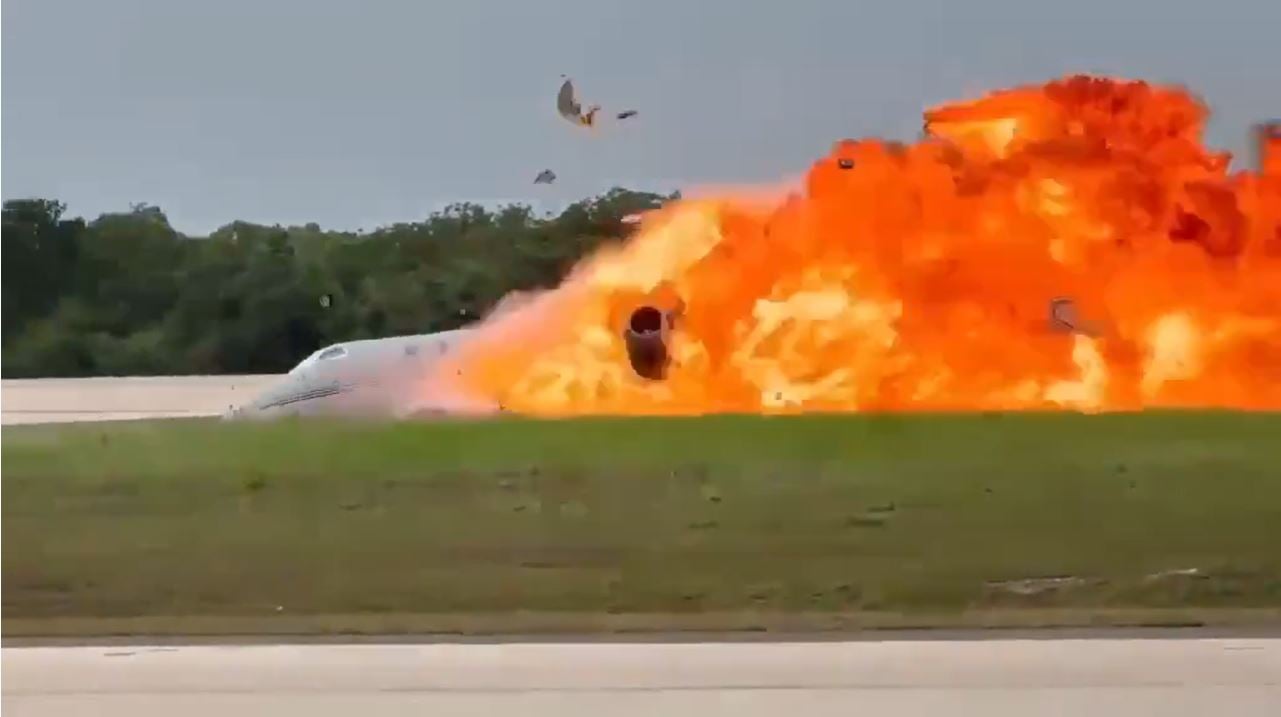 VÍDEO: Acidente com avião termina em explosão e deixa dois mortos na República Dominicana