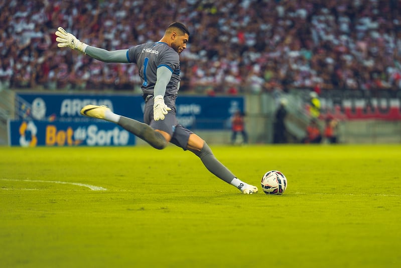Ewerton virou ídolo no Barra e levou o clube à Série C do Campeonato Brasileiro. Foto: Fábio Souza/CBF
