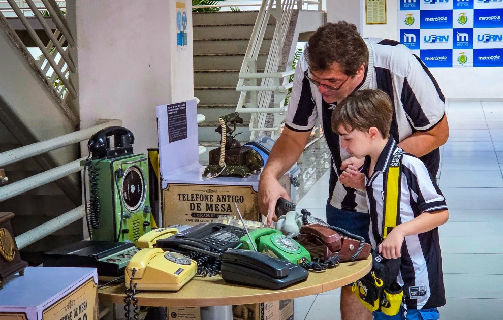 Exposição de equipamentos eletrônicos antigos no IMD é prorrogada até 30 de setembro - Tribuna do Norte